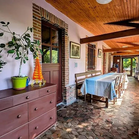 Rustique & Authentique Maison Au Nyaraló *